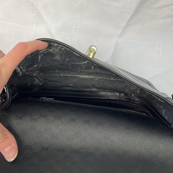 Vintage Gucci Black Monogram GG Leather Flap Turnlock Crossbody Bag - Picture 16 of 17